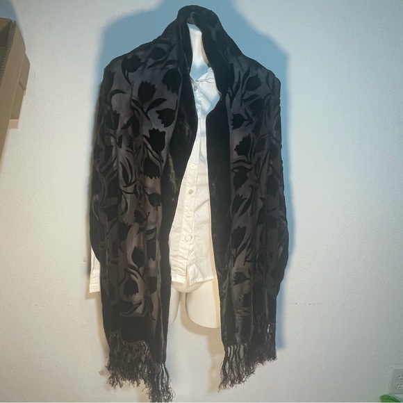 Women's Silk Velvet Wrap Shawl Scarf Burnout Sheer Plum - Picture 2 of 9